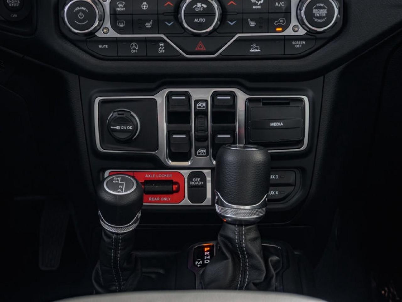 2025 Jeep Wrangler Willys Photo