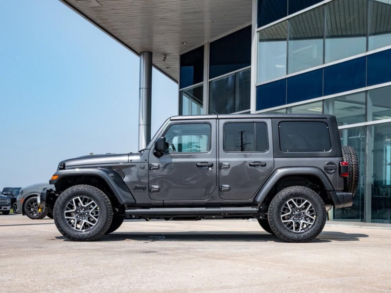 2025 Jeep Wrangler Sahara Photo