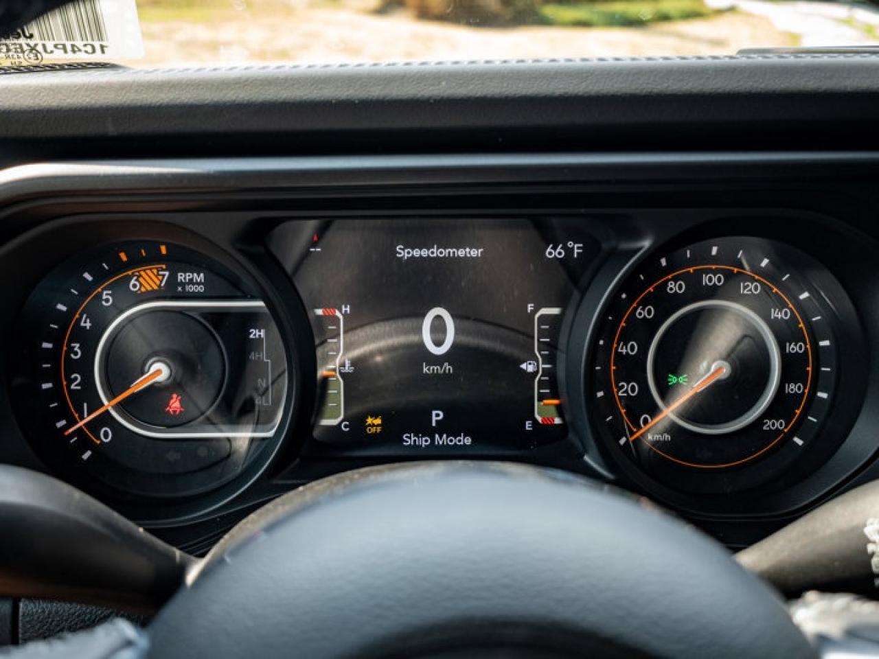 2025 Jeep Wrangler Sahara Photo2