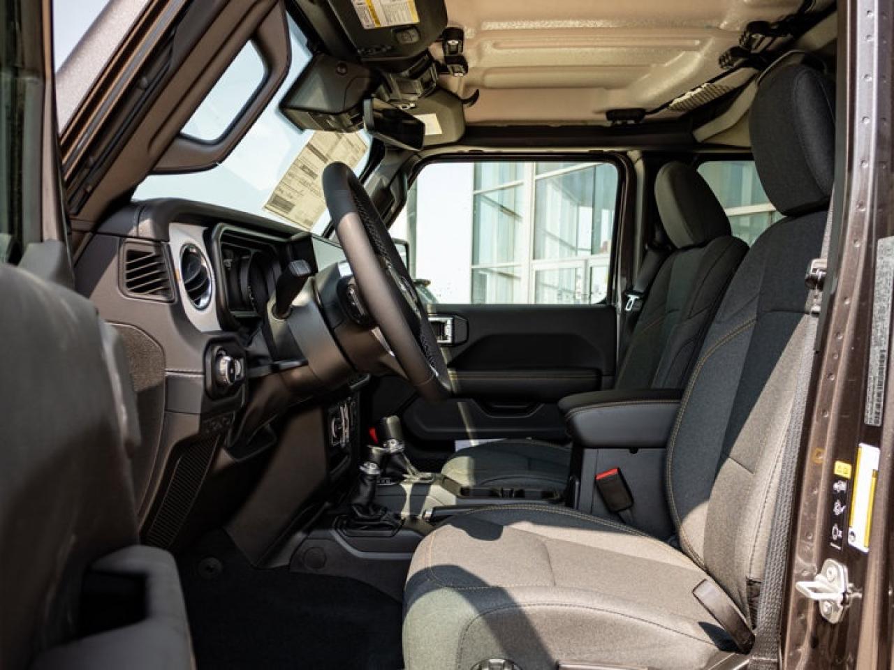 2025 Jeep Wrangler Sahara Photo