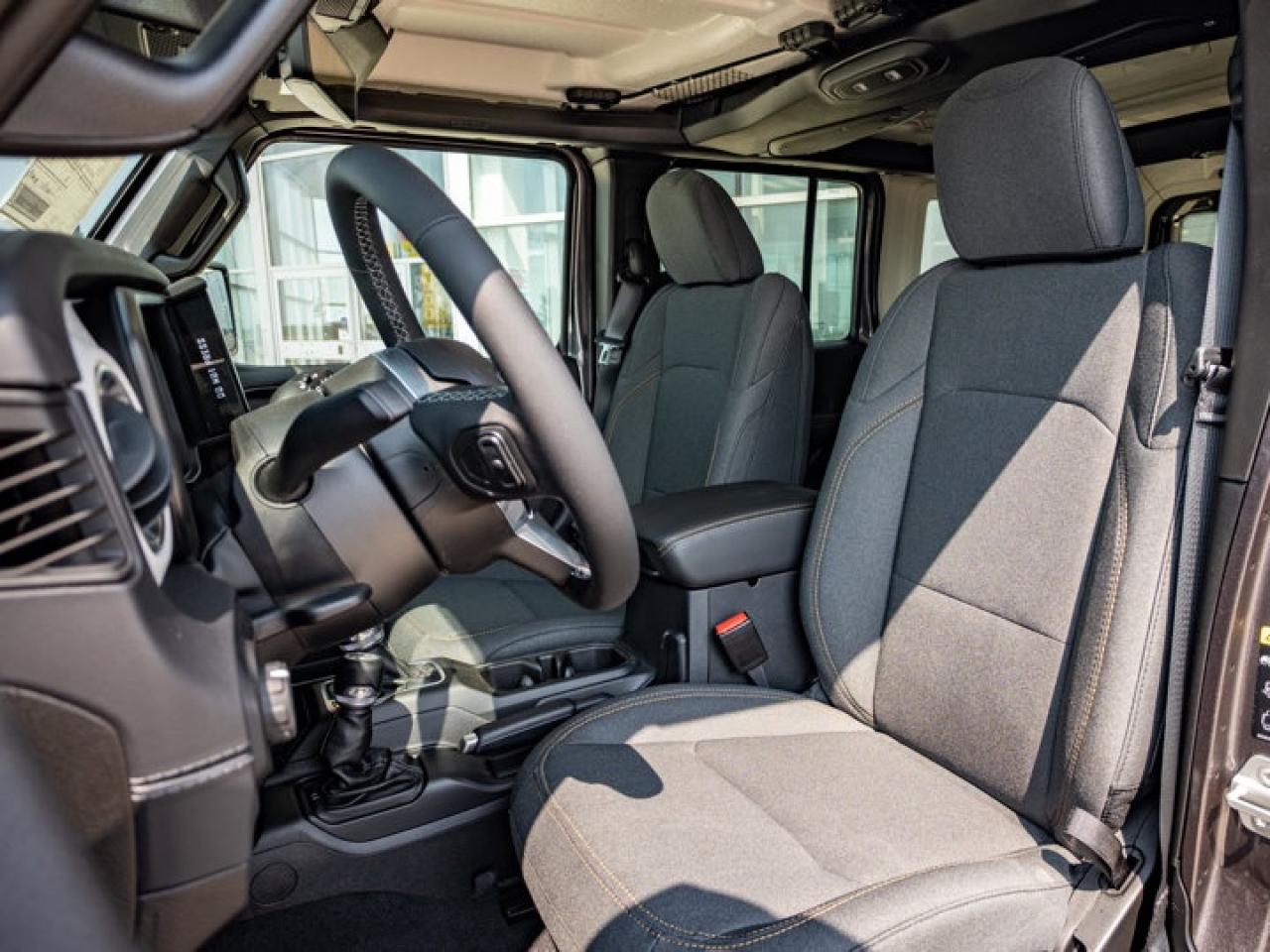 2025 Jeep Wrangler Sahara Photo