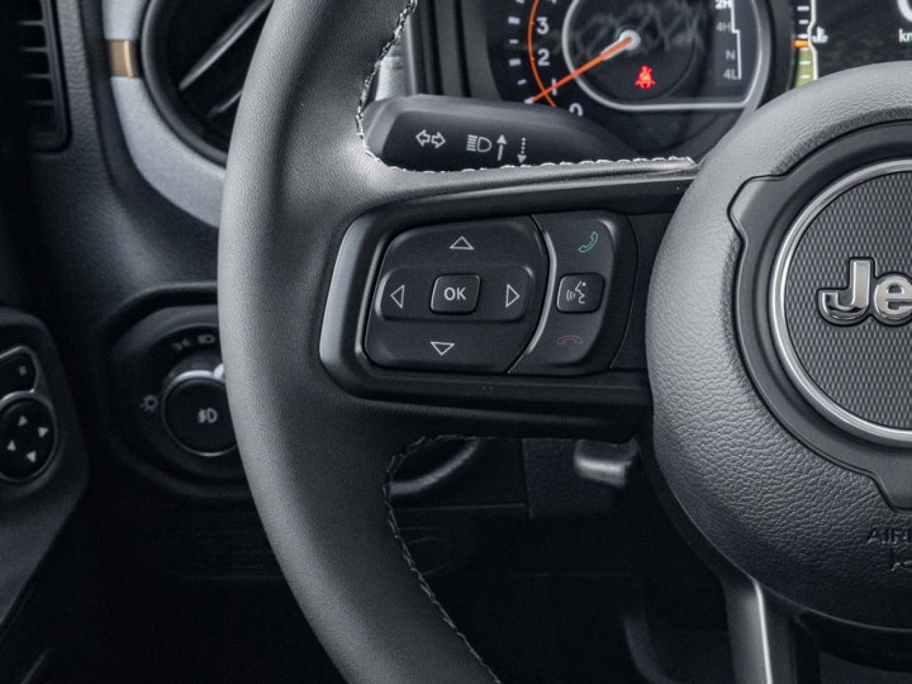 2025 Jeep Wrangler Sport S Photo