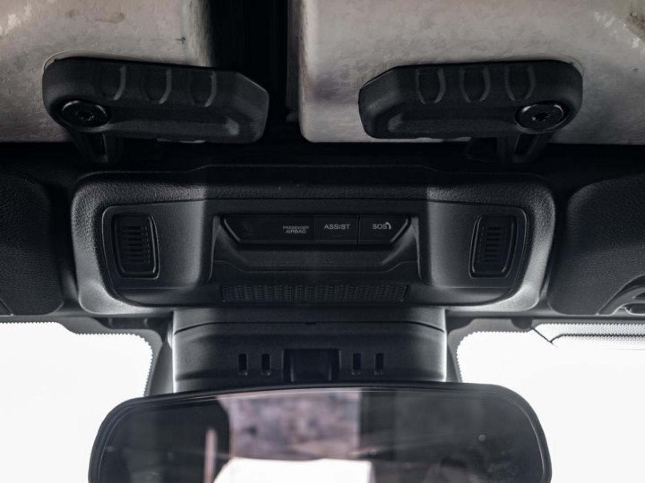 2025 Jeep Wrangler Sport S Photo