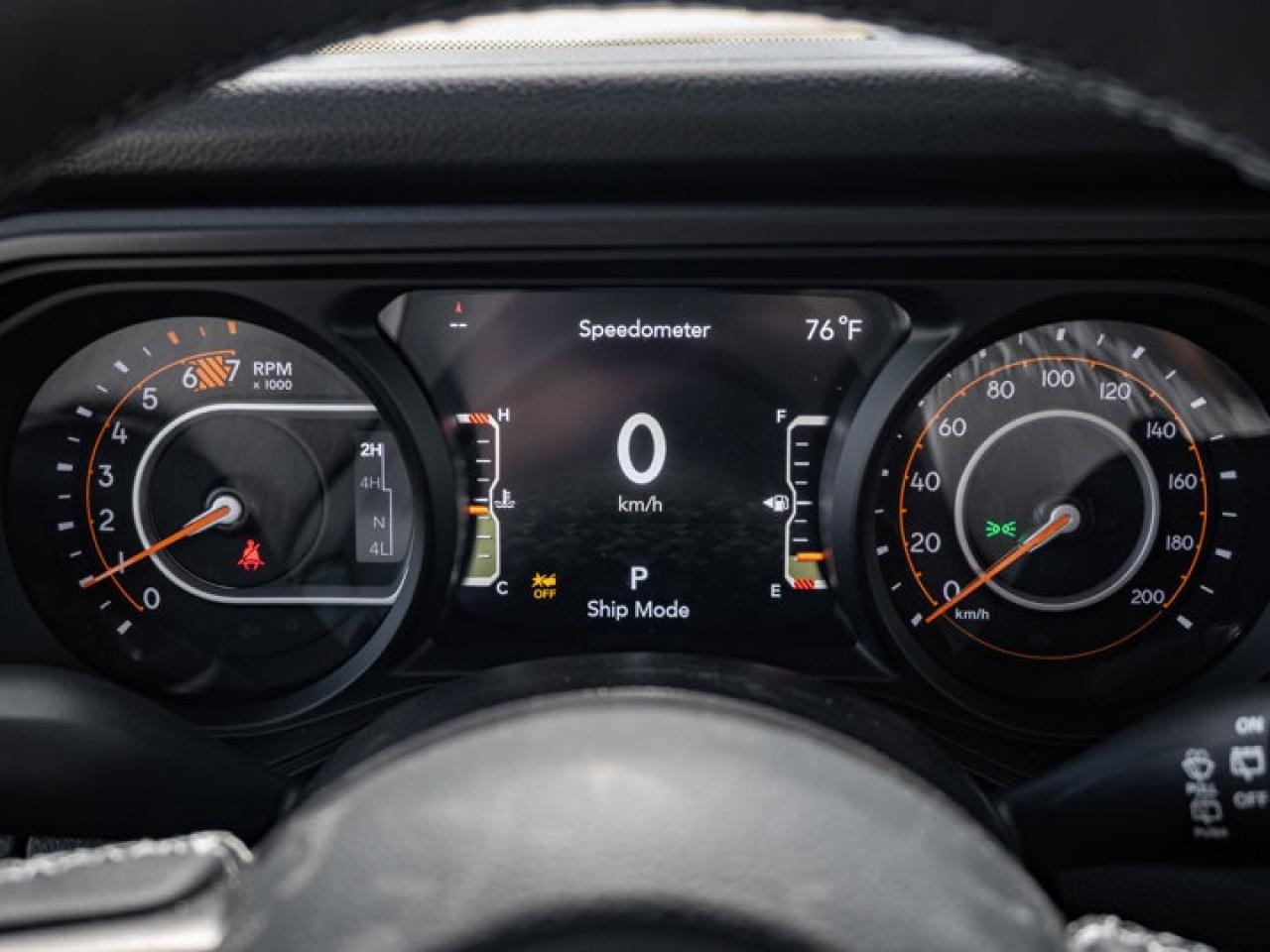 2025 Jeep Wrangler Sport S Photo