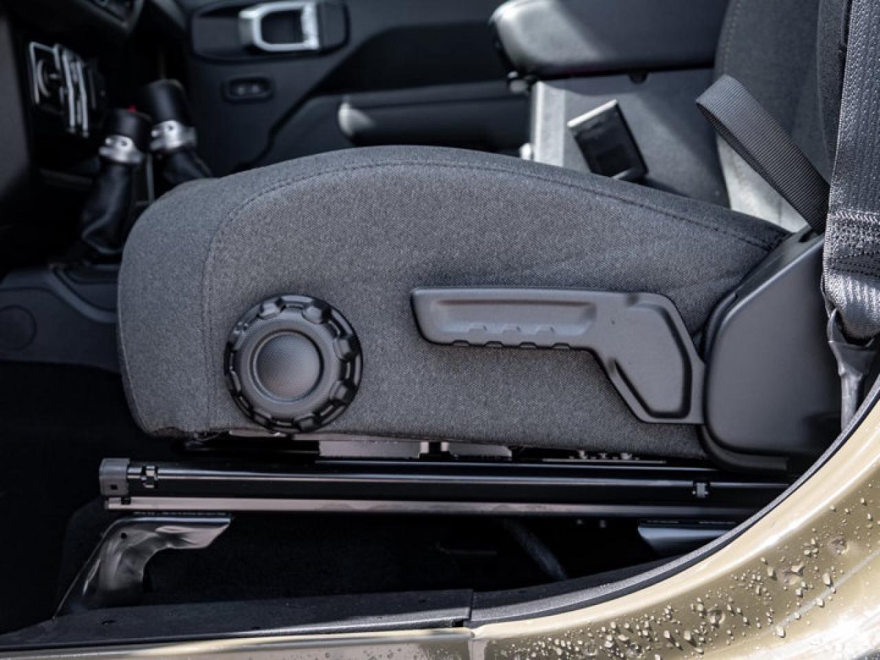 2025 Jeep Wrangler Sport S Photo