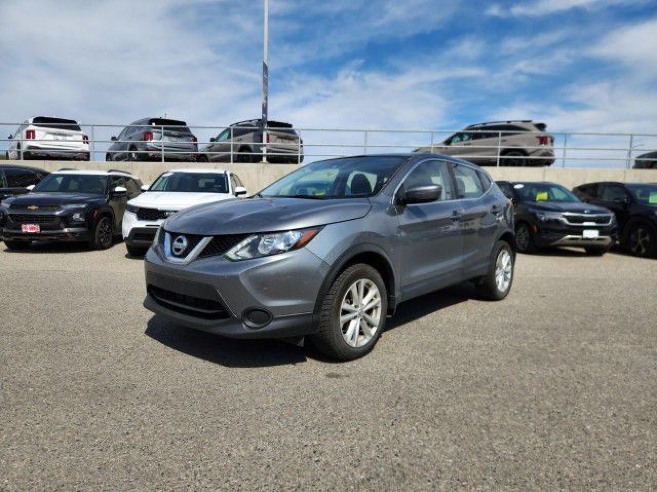 Used 2017 Nissan Qashqai S ! AWD, Rearview Camera, Heated Seats, Eco Mode and Advanced Drive Assist ! for sale in Kelowna, BC