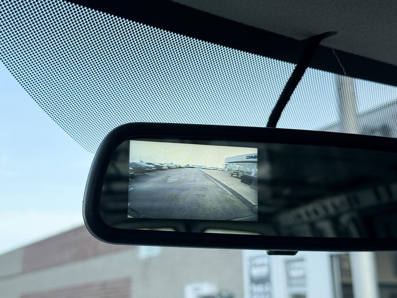 2025 GMC Savana 2500 Work Van 4.3L V6, REMOTE START/ENTRY, POWER DRIVER SEAT, AIR CONDITIONING, CRUISE CONTROL, MP3 PLAYER, BLUETOOTH, REAR VISION CAMERA Photo