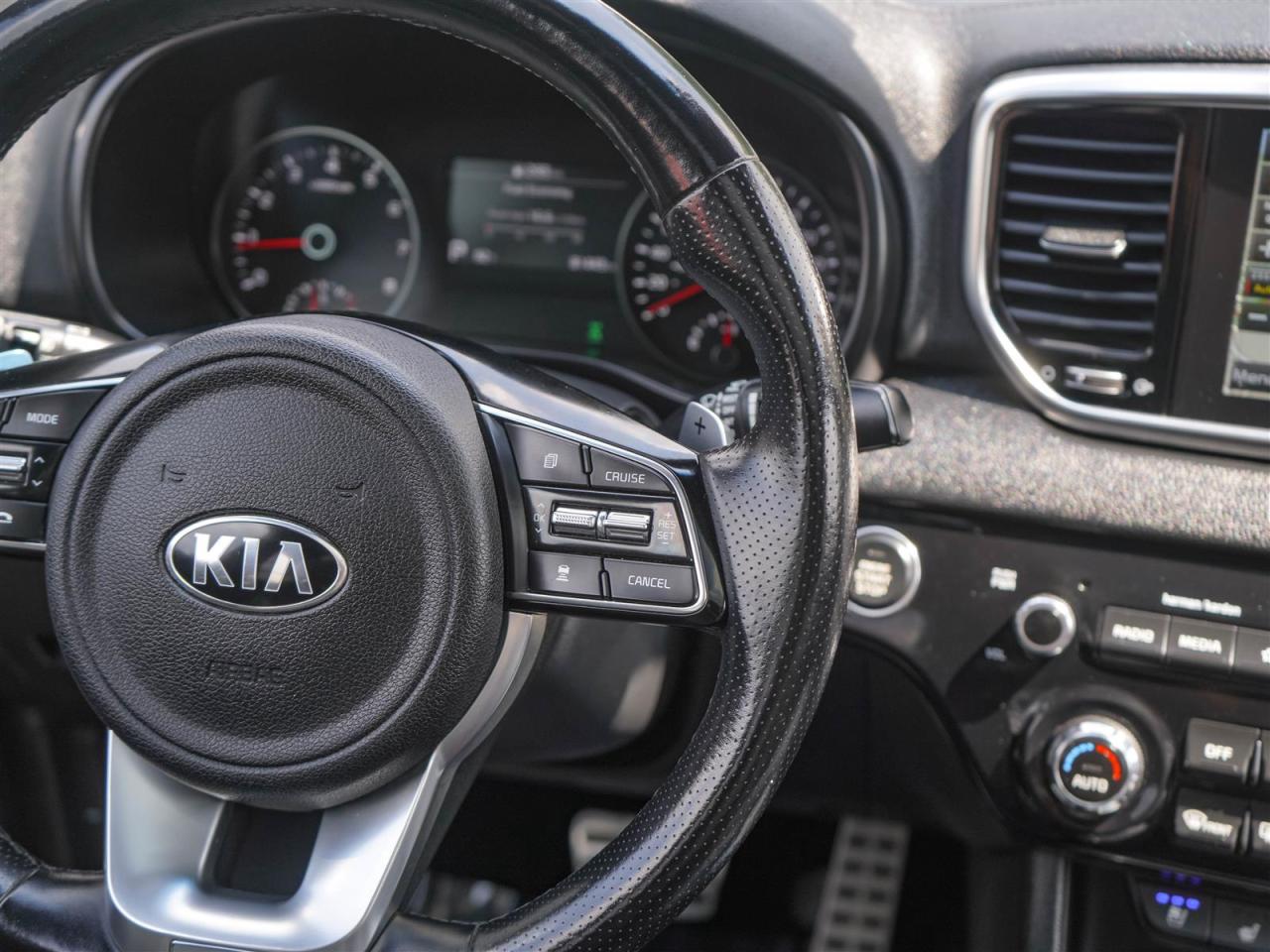 2020 Kia Sportage SX | AWD | NAV | 28 SERV REC | NO ACCIDENTS Photo