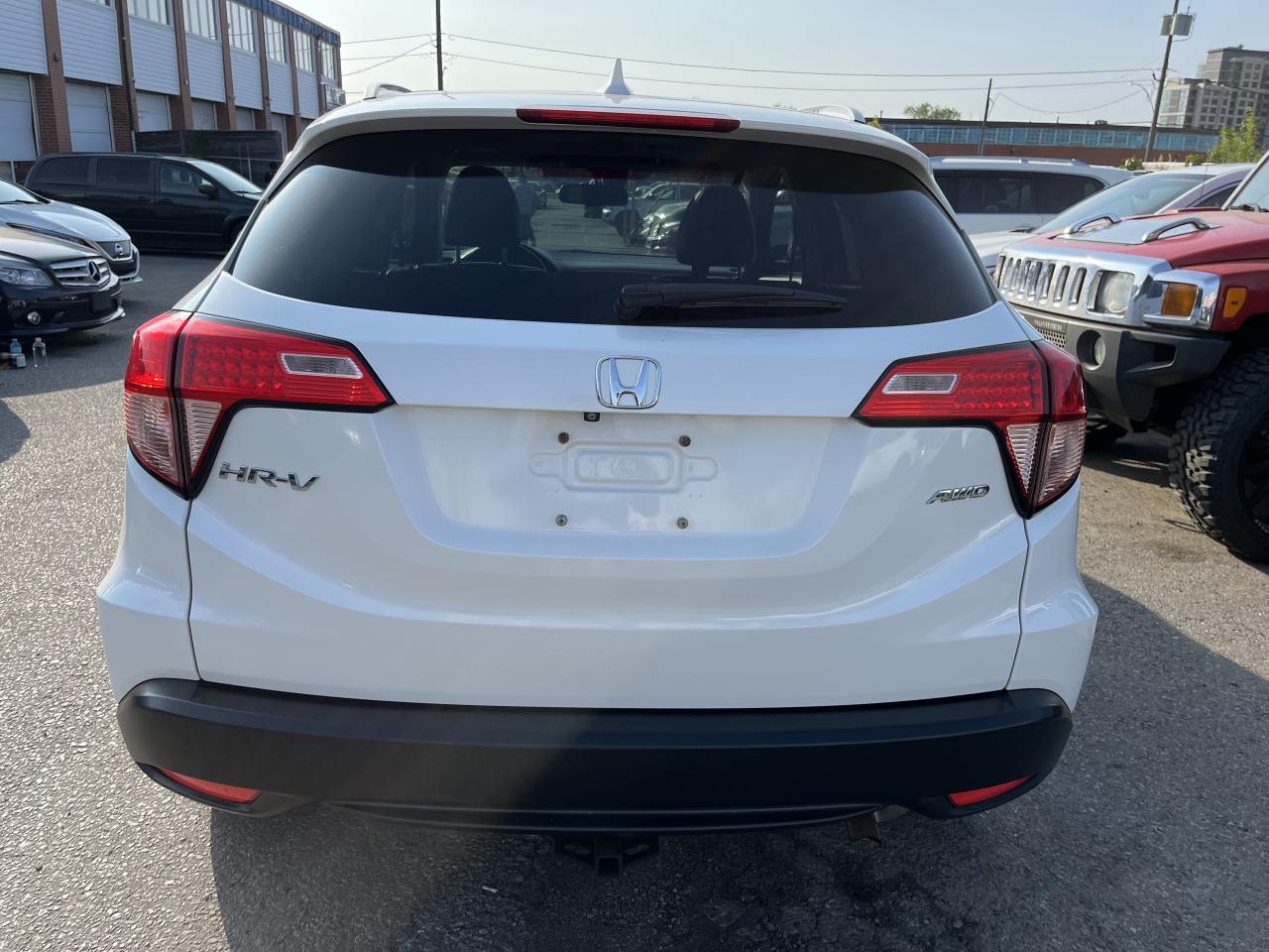 2016 Honda HR-V EX-L Photo