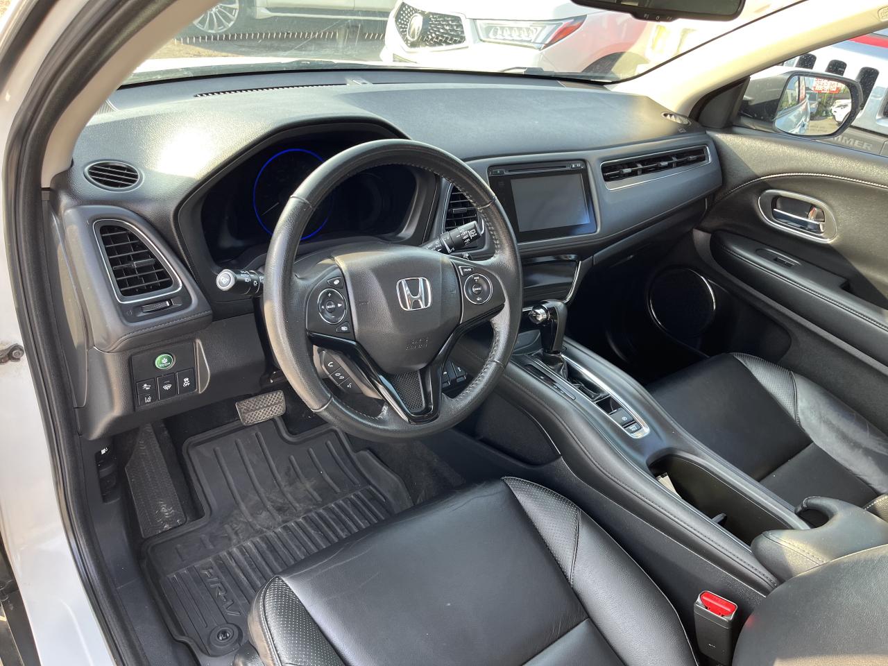 2016 Honda HR-V EX-L Photo