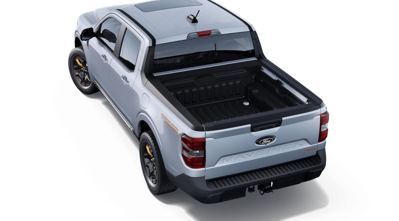 2025 Ford Maverick Tremor® Photo1
