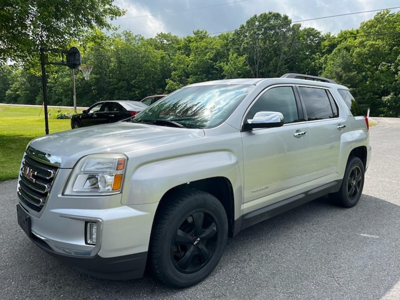 2017 GMC Terrain SLE - Photo #2