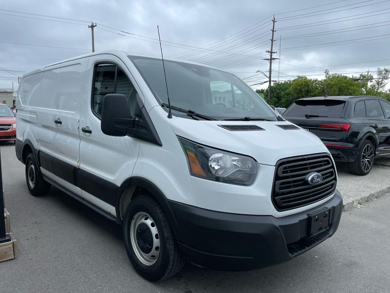 2019 Ford Transit  - Photo #3