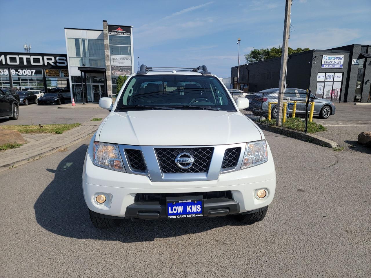 2015 Nissan Frontier Pro-4X - Photo #2