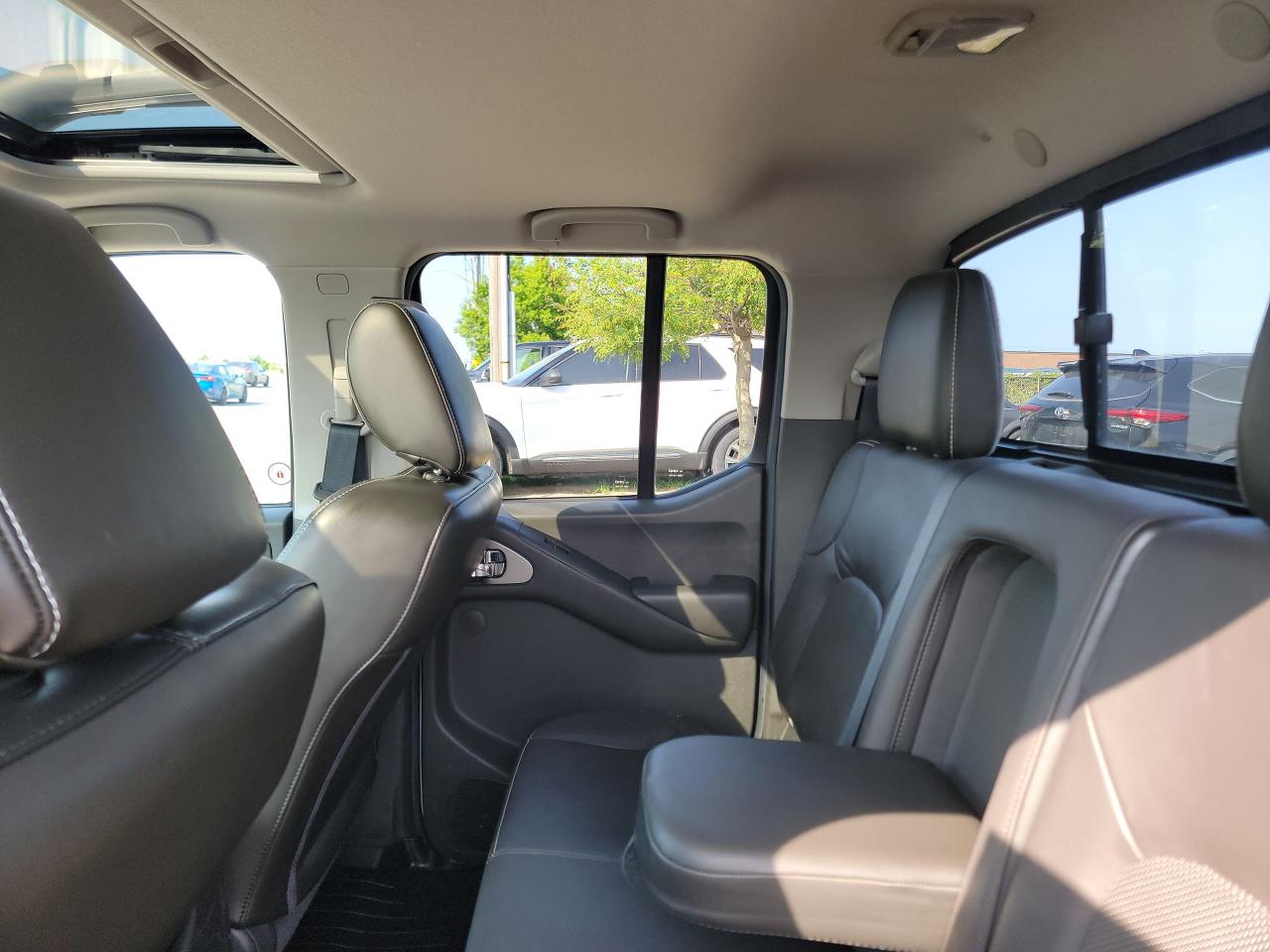 2015 Nissan Frontier Pro-4X - Photo #13