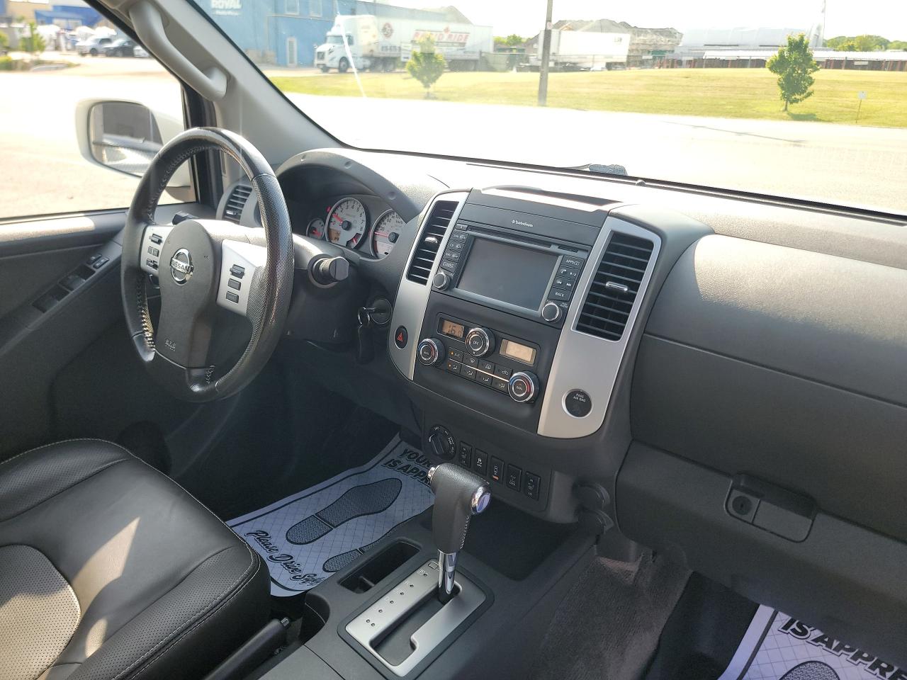 2015 Nissan Frontier Pro-4X - Photo #15