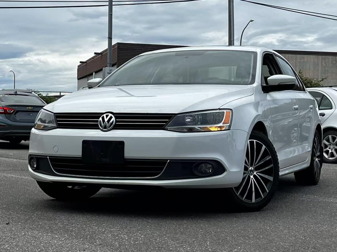 Used 2014 Volkswagen Jetta TDI DSG Highline/ CLEAN TITLE/ BC LOCAL/ NAVI for sale in Richmond, BC