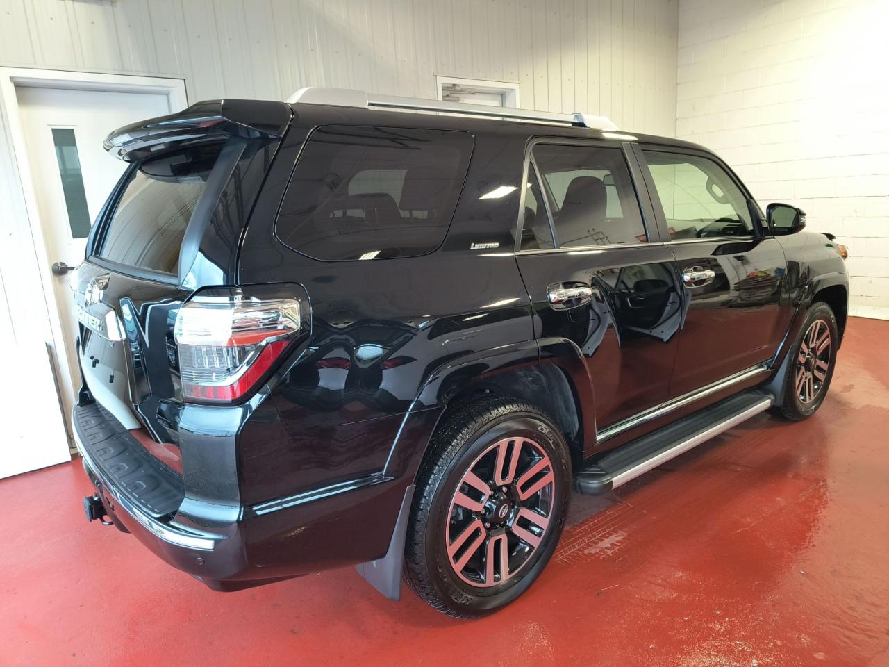 2024 Toyota 4Runner Limited Photo1