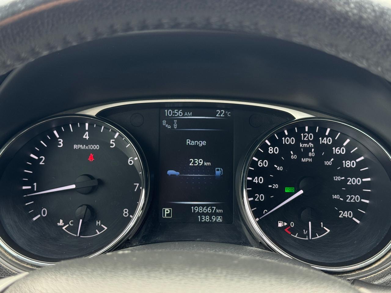 2015 Nissan Rogue AWD SL | NO ACCIDENTS | CERTIFIED - Photo #10