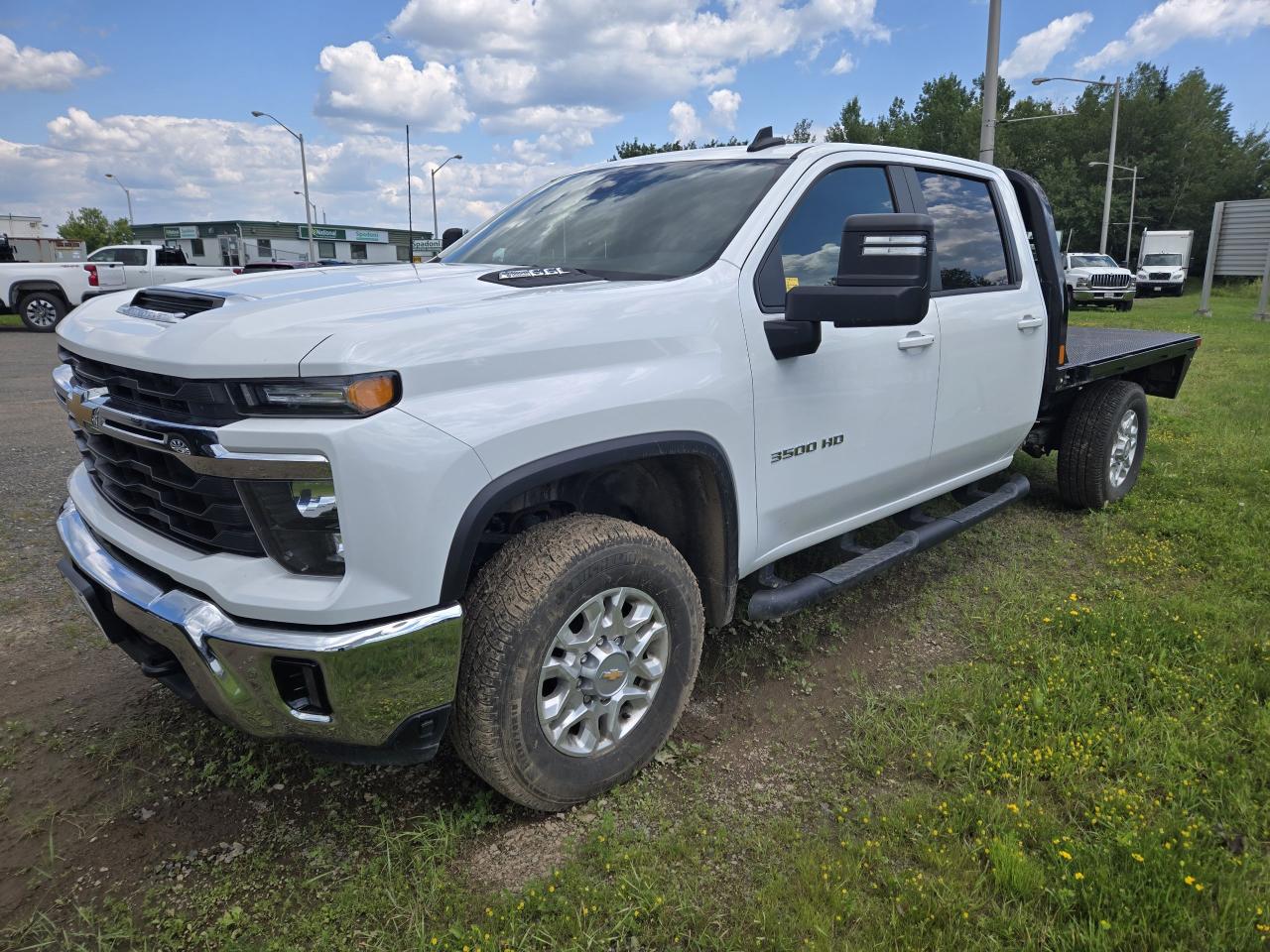 Used 2024 Chevrolet C/K 3500 LT for sale in Thunder Bay, ON