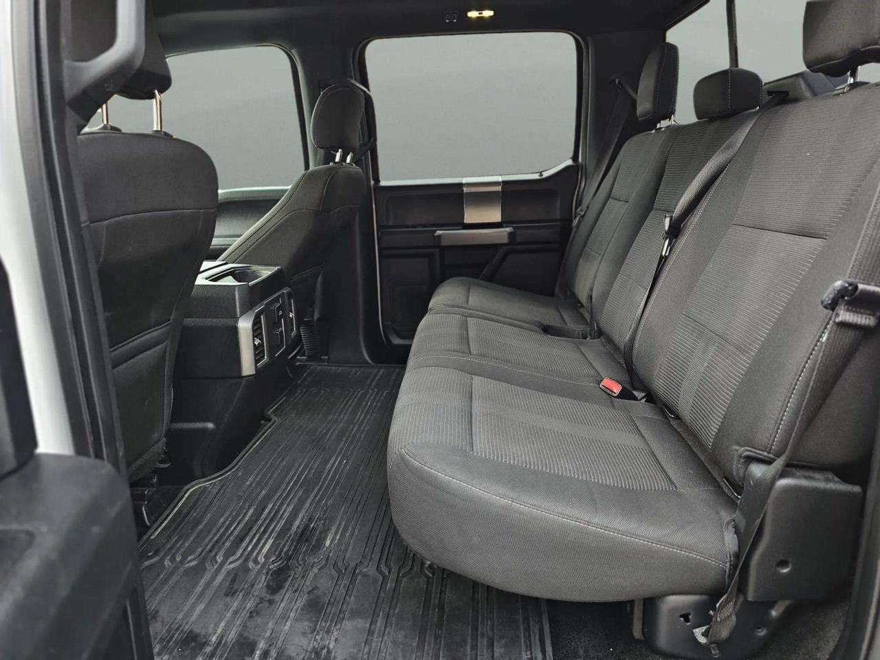 2015 Ford F-150 4WD SUPERCREW 157" XLT - Photo #17
