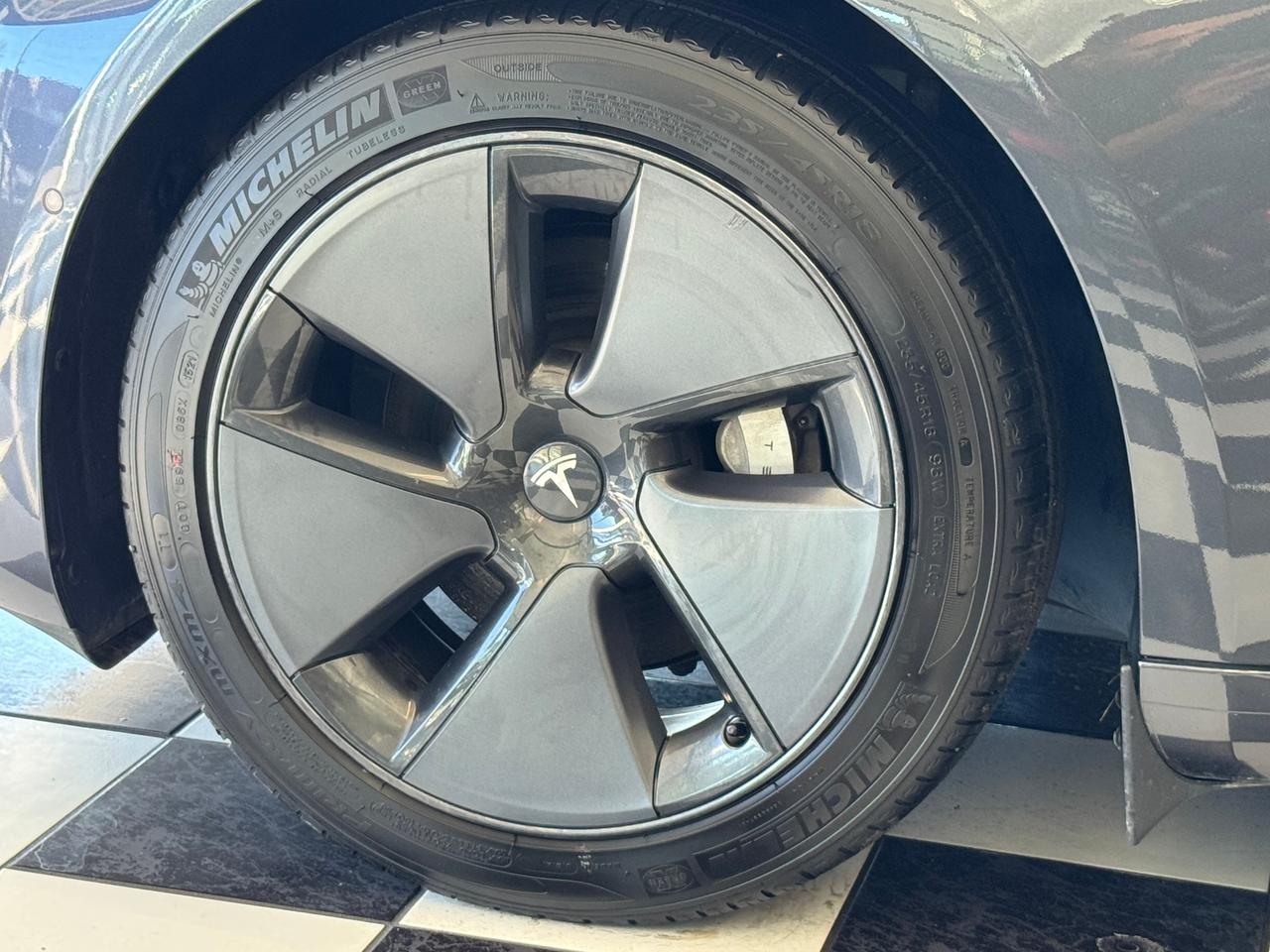 2021 Tesla Model 3 Standard Range Plus+ONE OWNER+CLEAN CARFAX Photo