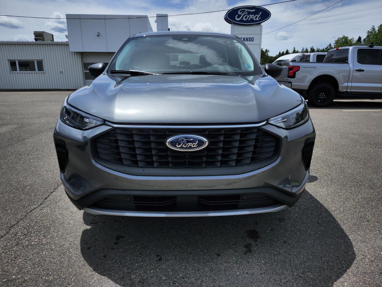 2025 Ford Escape Active AWD Photo1