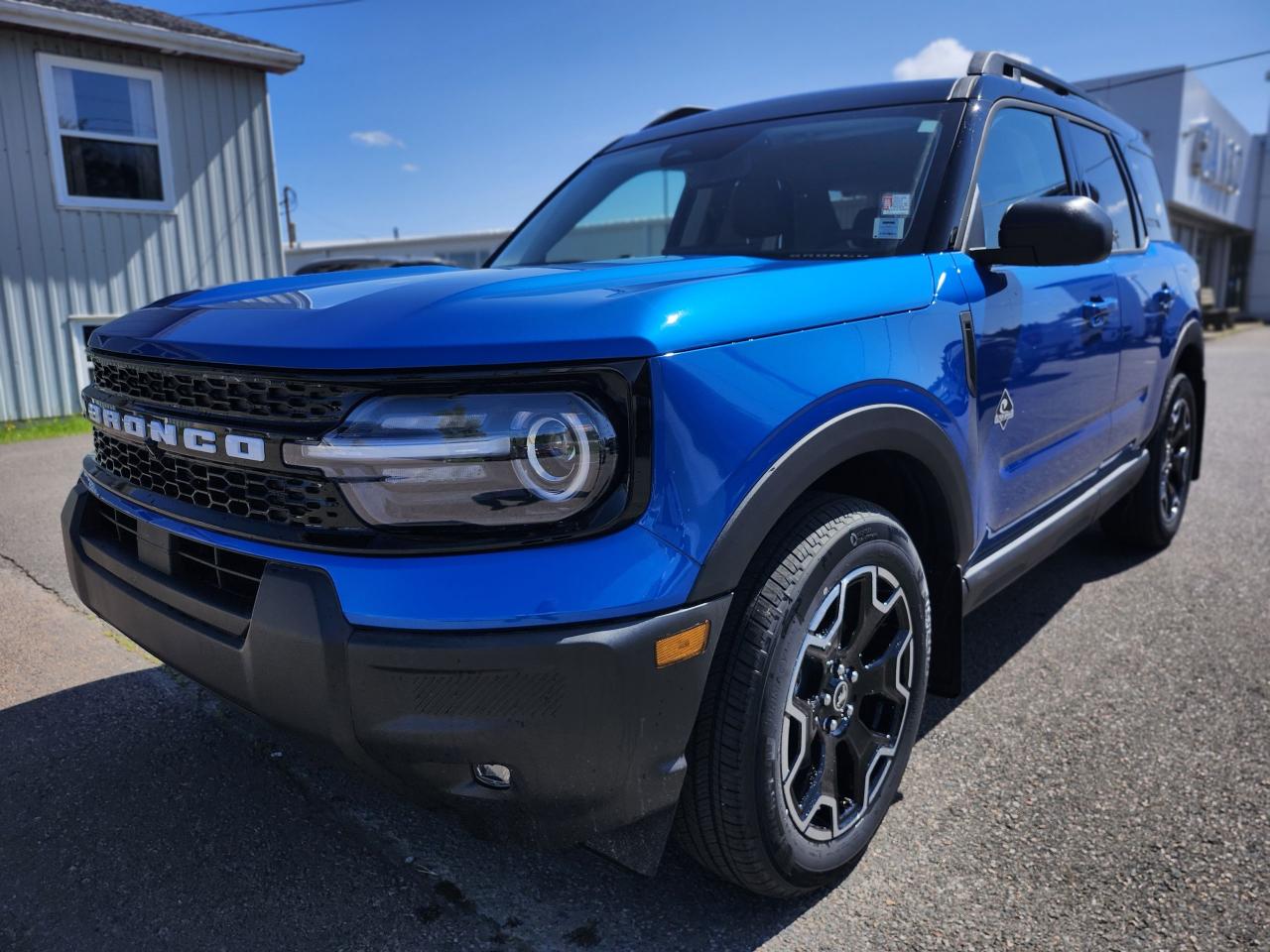2025 Ford Bronco Sport Outer Banks 4X4 Photo5