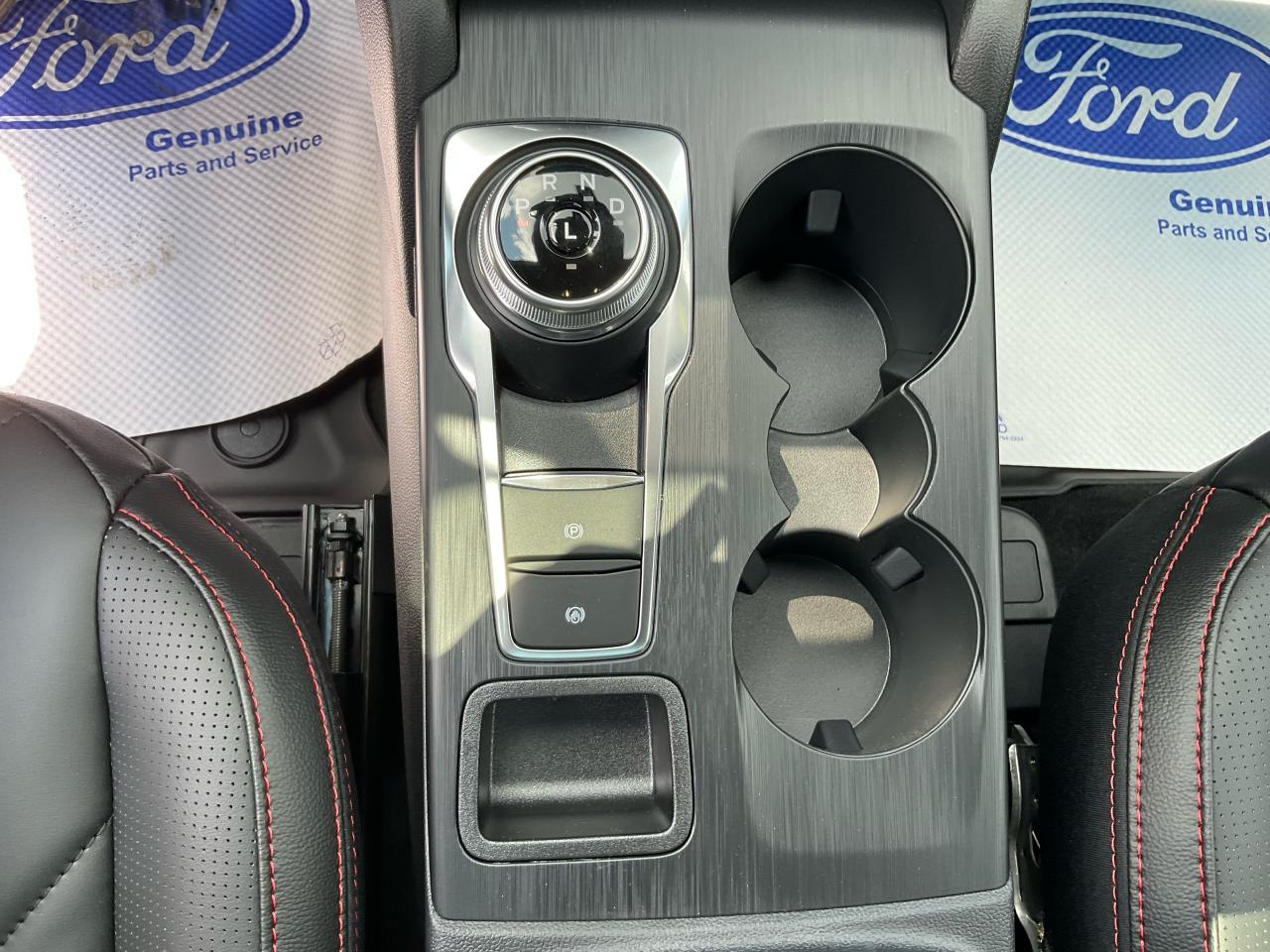 2025 Ford Escape ST-Line Elite Photo5