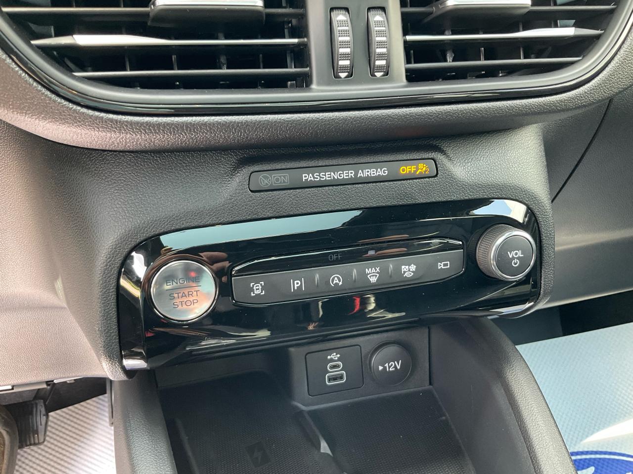 2025 Ford Escape ST-Line Elite Photo5