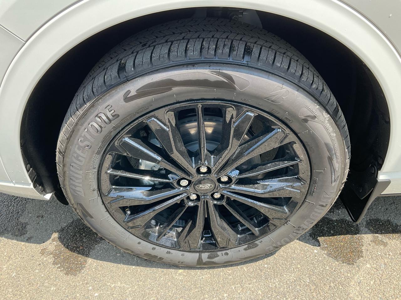 2025 Ford Escape ST-Line Elite Photo5