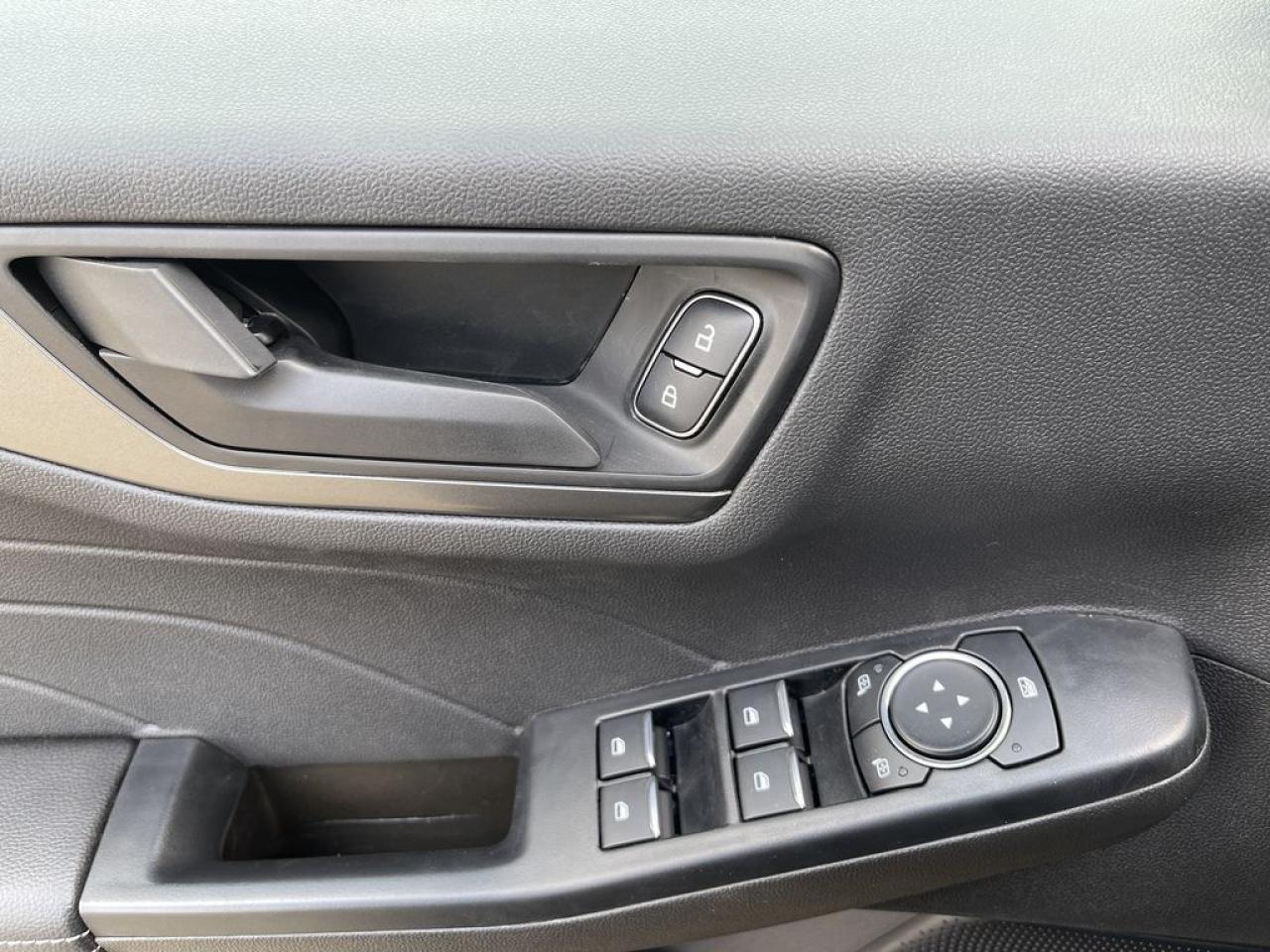 2025 Ford Escape ACTIVE 200A Photo4
