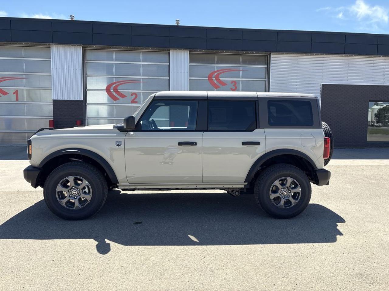 2025 Ford Bronco BIG BEND 222A Photo5