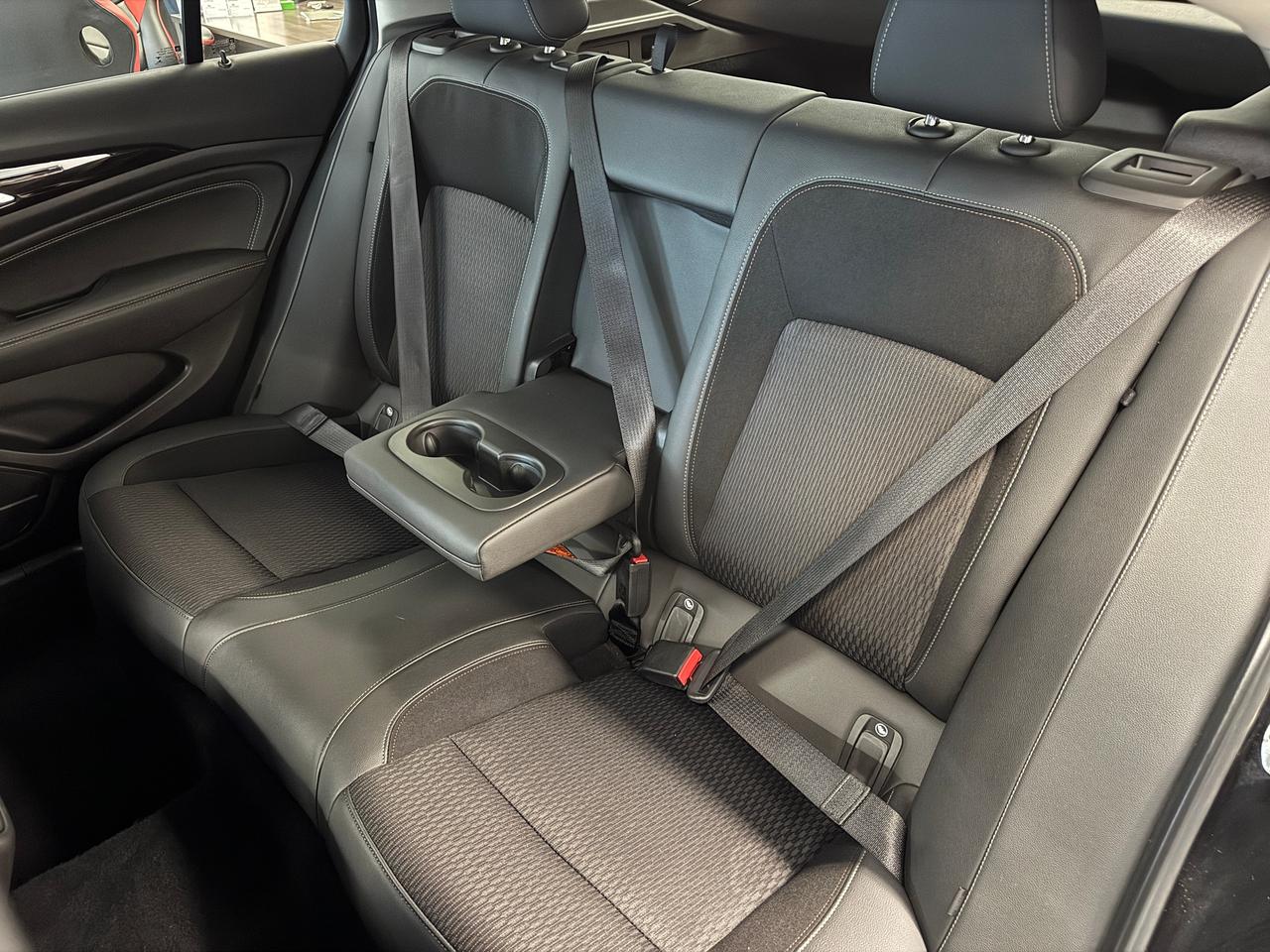 2019 Buick Regal Preferred II+New Battery+Brakes+Tires+CLEAN CARFAX Photo