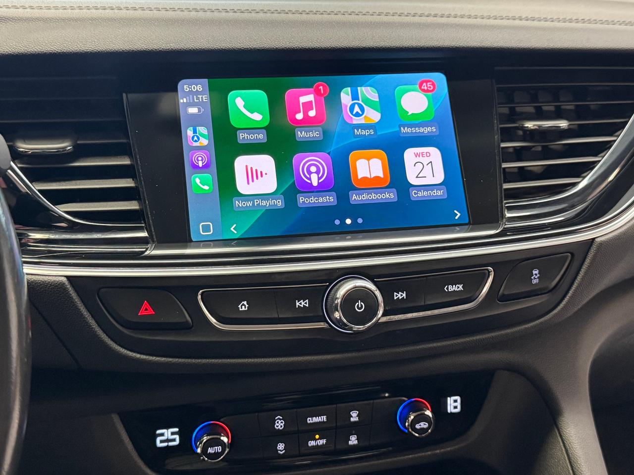 2019 Buick Regal Preferred II+New Battery+Brakes+Tires+CLEAN CARFAX Photo