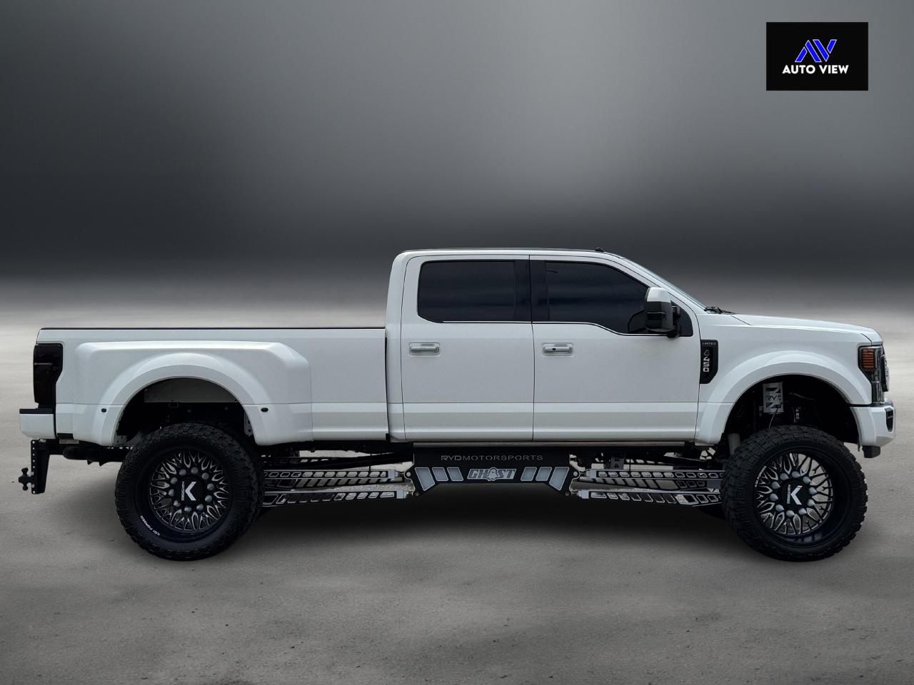 2022 Ford F-450 Limited **SEMA SHOW TRUCK** - Photo #4