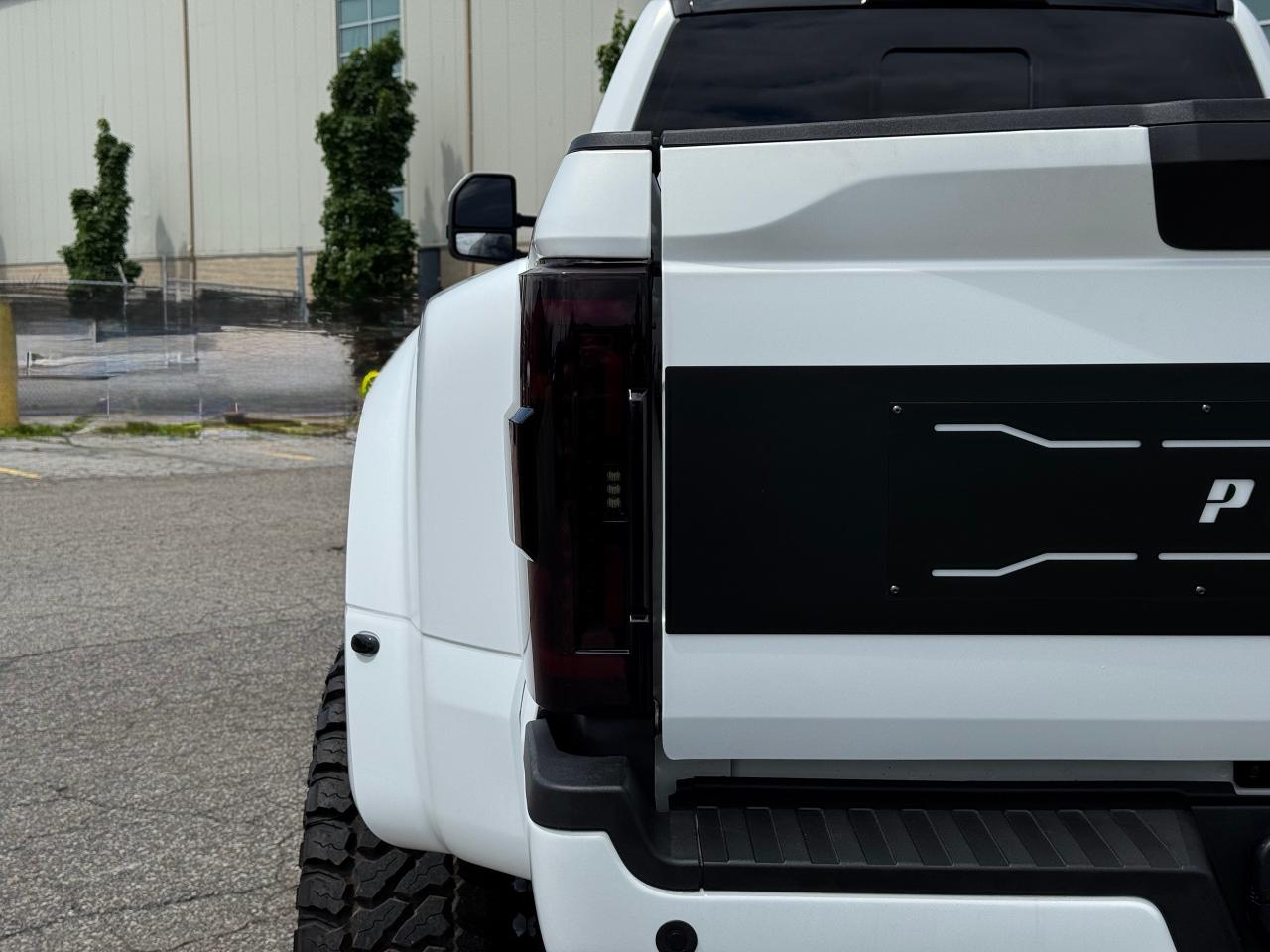 2022 Ford F-450 Limited **SEMA SHOW TRUCK** - Photo #19