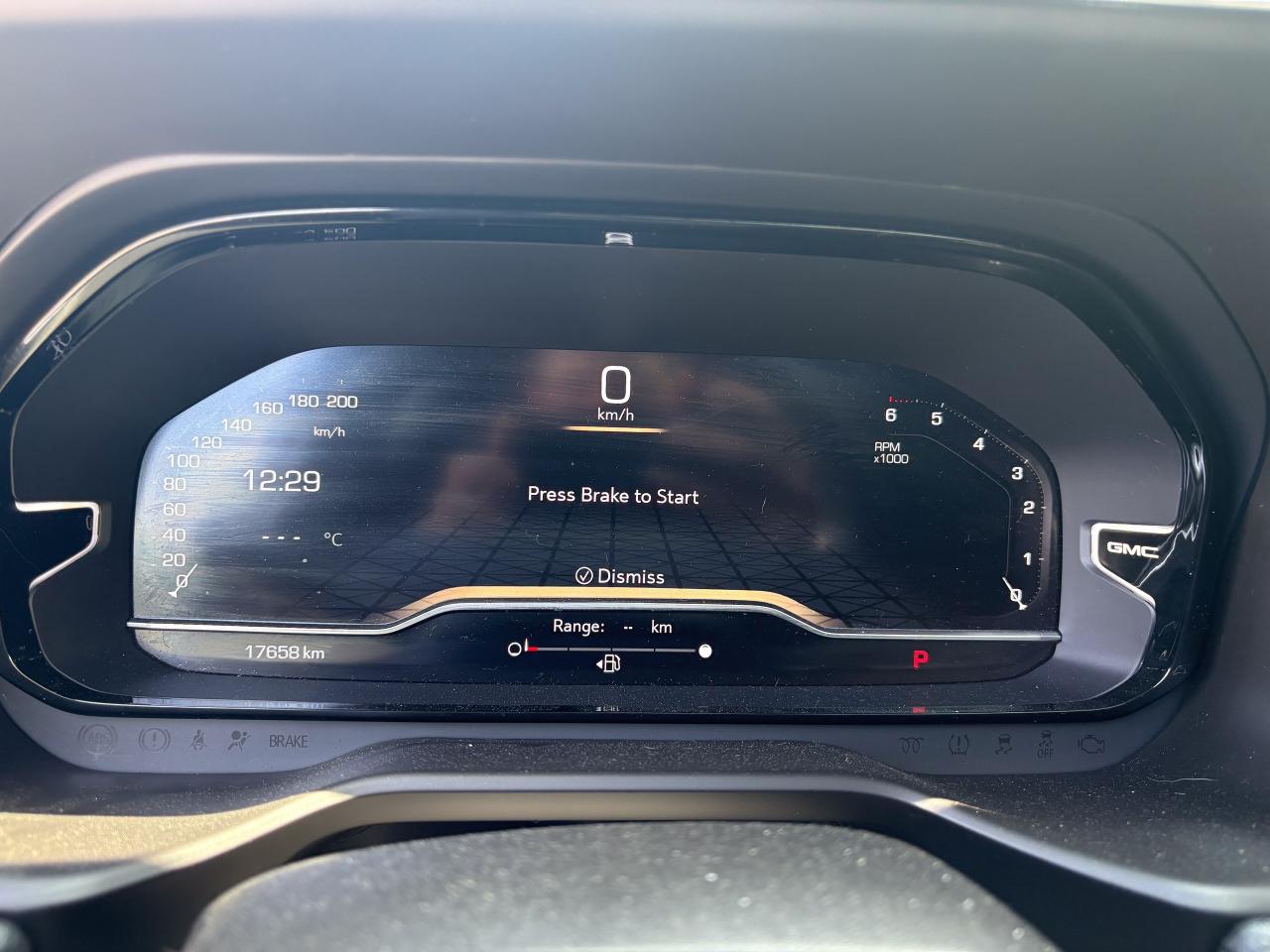 2024 GMC Yukon Denali - Photo #5