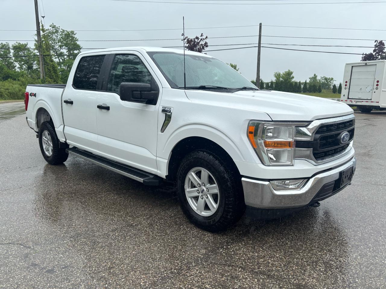 2022 Ford F-150 XLT - Photo #5
