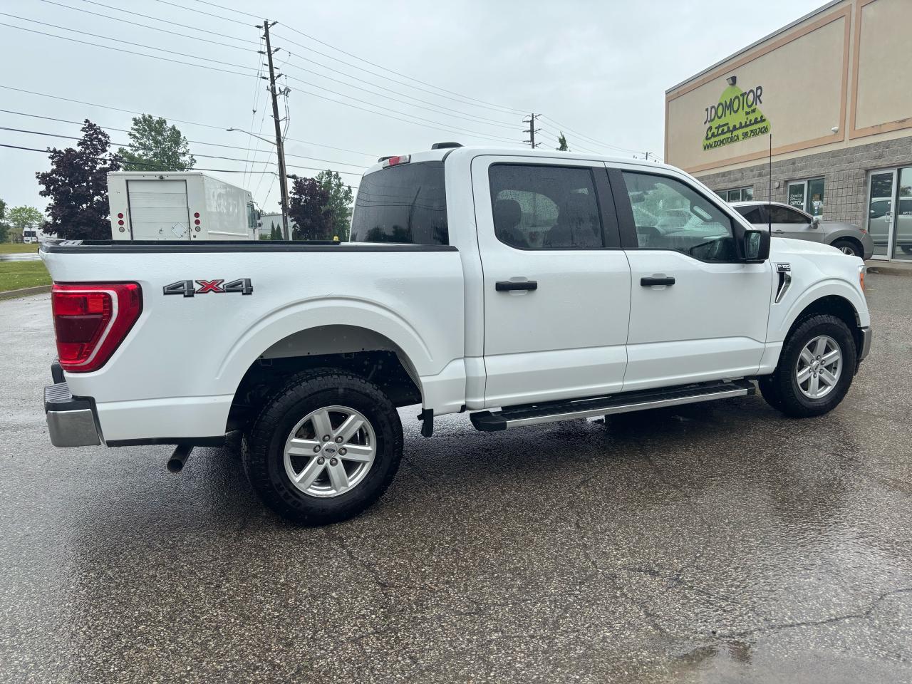 2022 Ford F-150 XLT - Photo #3
