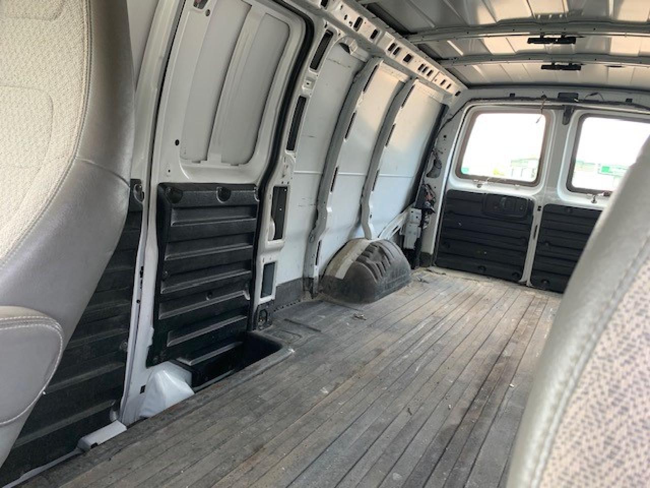 2019 Chevrolet Express Cargo Van EXPRESS CARGO - Photo #5