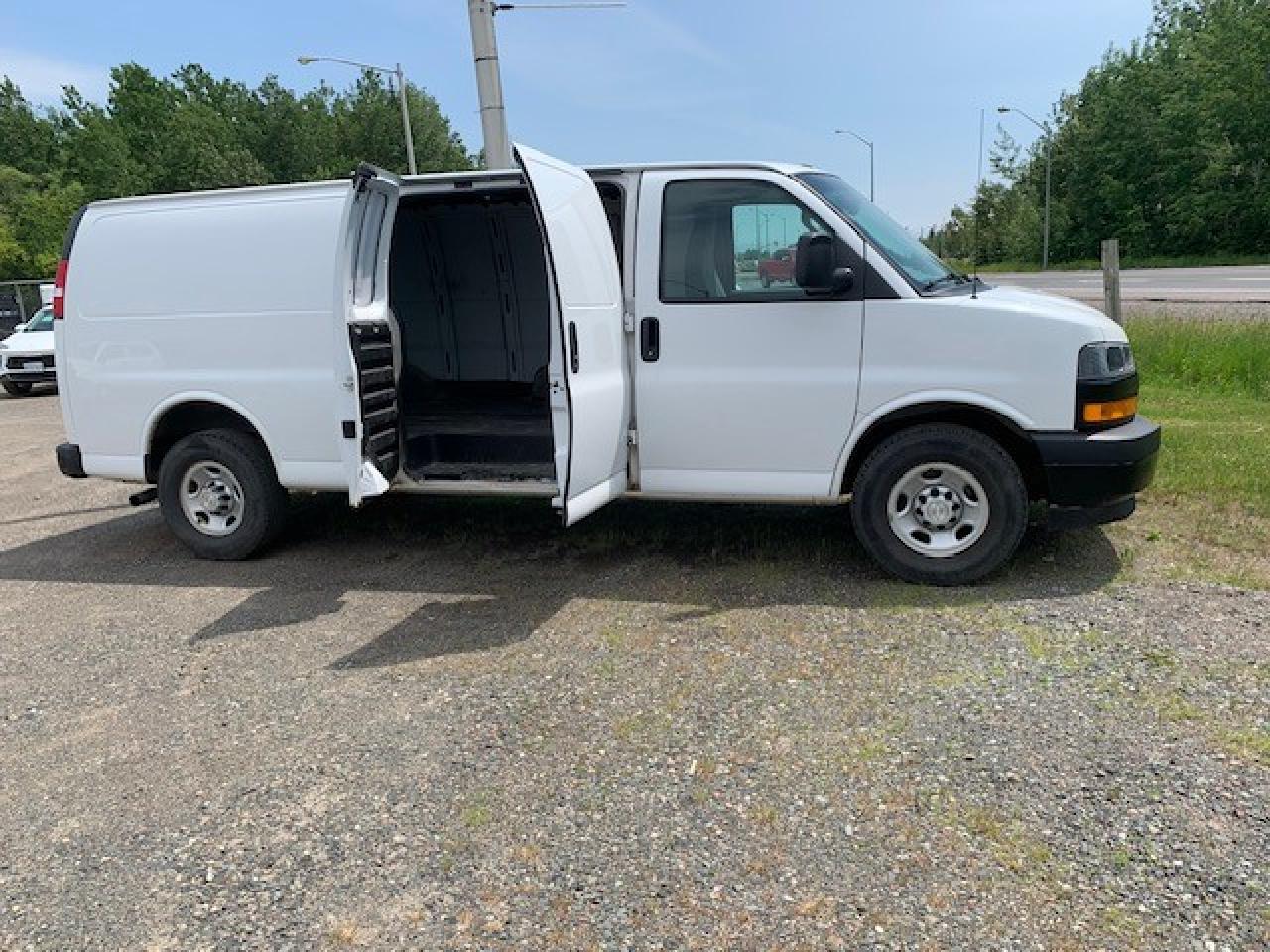 2019 Chevrolet Express Cargo Van EXPRESS CARGO - Photo #6