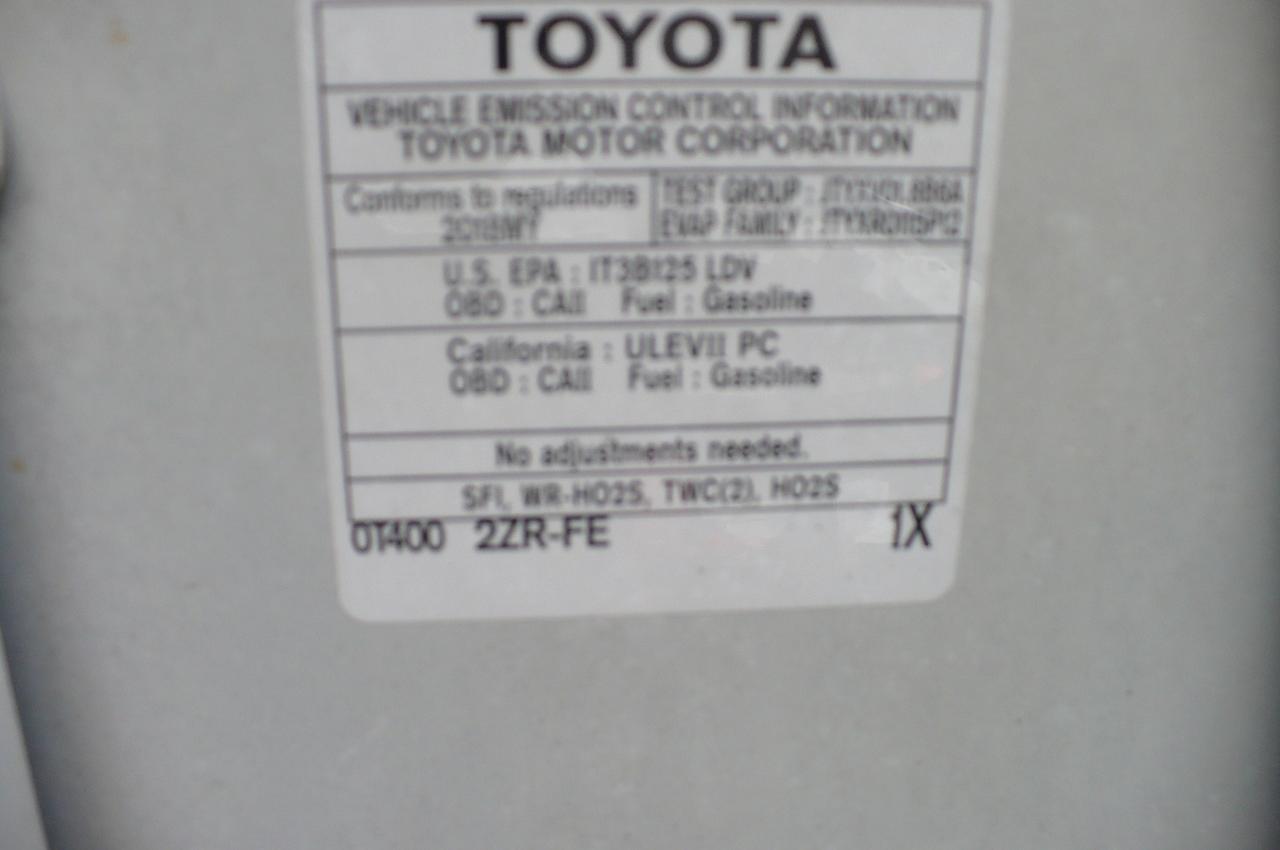 2018 Toyota Corolla LE Photo