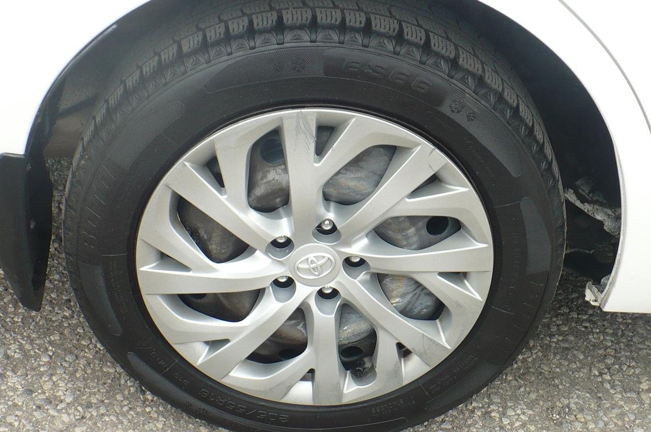 2018 Toyota Corolla LE Photo