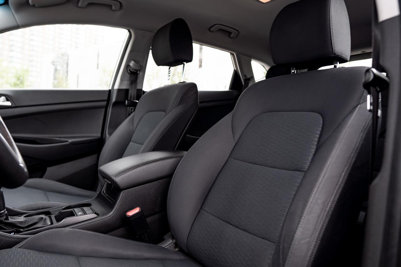 2019 Hyundai Tucson Essential FWD w/Safety Package | NO ACCIDENTS | - Photo #8