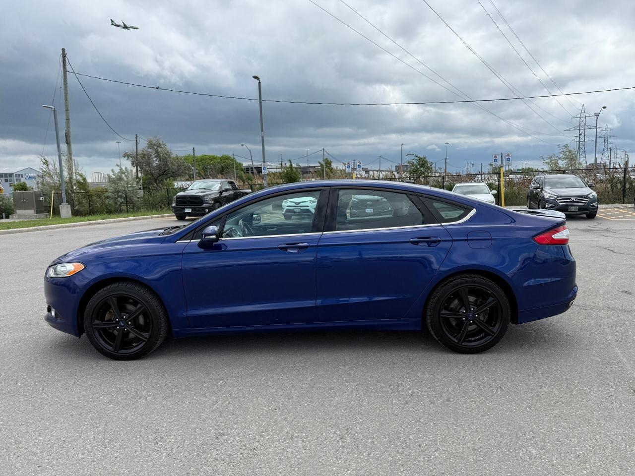 2016 Ford Fusion SE - Photo #7