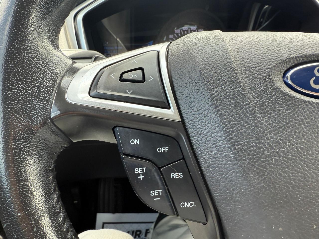2016 Ford Fusion SE - Photo #21