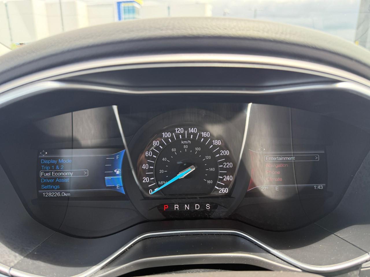 2016 Ford Fusion SE - Photo #23