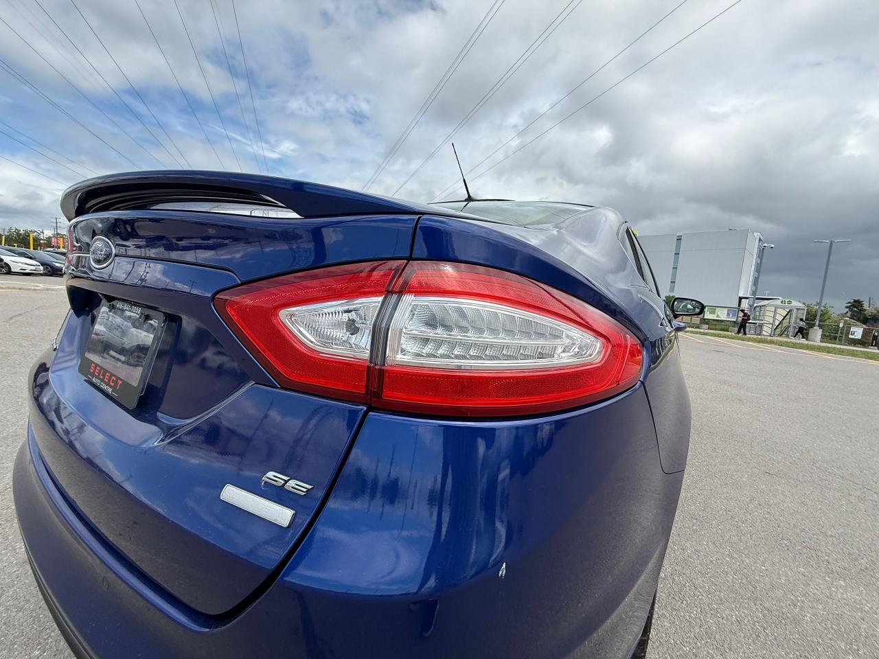 2016 Ford Fusion SE - Photo #25