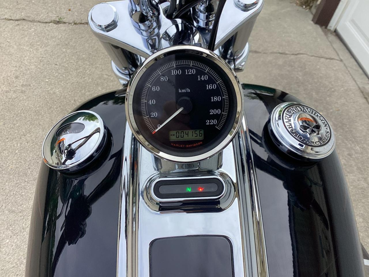 2009 Harley-Davidson Softail FXCWC ROCKER-C - Photo #6